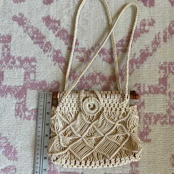 Vintage macrame purse - Picture 2 of 3